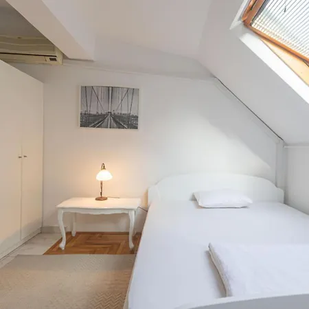 Downtown Nest * Belgrado