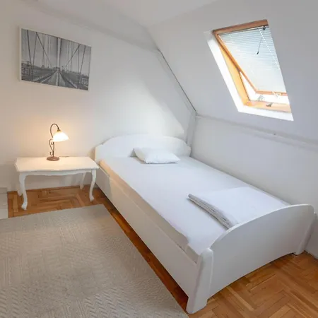 Downtown Nest Apartamento